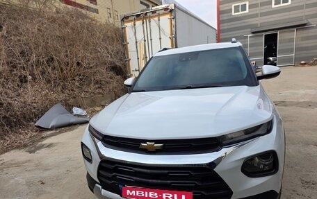 Chevrolet TrailBlazer, 2021 год, 1 300 008 рублей, 2 фотография
