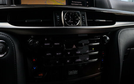 Lexus LX III, 2017 год, 10 470 000 рублей, 32 фотография