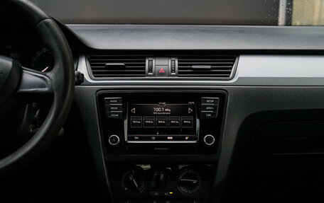 Skoda Rapid I, 2019 год, 1 000 000 рублей, 10 фотография