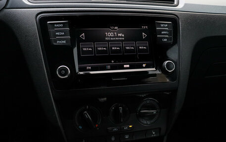 Skoda Rapid I, 2019 год, 1 000 000 рублей, 13 фотография