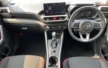 Toyota Raize I, 2022 год, 1 700 000 рублей, 7 фотография