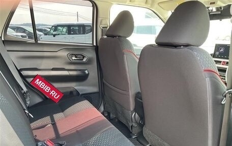 Toyota Raize I, 2022 год, 1 700 000 рублей, 16 фотография