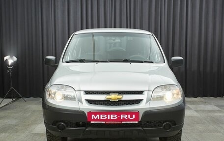 Chevrolet Niva I рестайлинг, 2018 год, 630 000 рублей, 2 фотография