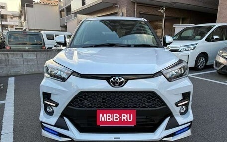 Toyota Raize I, 2023 год, 1 370 000 рублей, 2 фотография