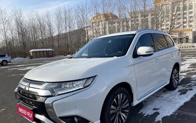 Mitsubishi Outlander III рестайлинг 3, 2021 год, 1 950 007 рублей, 1 фотография