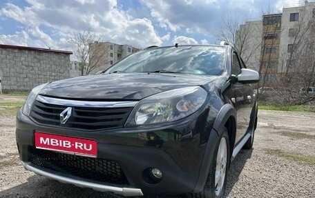 Renault Sandero I, 2014 год, 750 000 рублей, 1 фотография