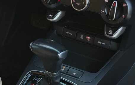 KIA Rio IV, 2018 год, 1 400 000 рублей, 8 фотография