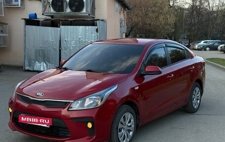 KIA Rio IV, 2018 год, 1 400 000 рублей, 3 фотография