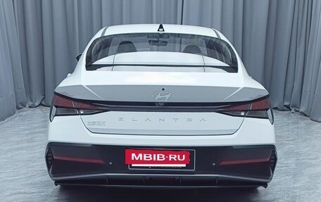 Hyundai Elantra, 2025 год, 1 912 000 рублей, 5 фотография