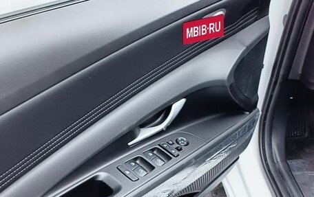 Hyundai Elantra, 2025 год, 1 912 000 рублей, 8 фотография