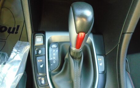 Hyundai Veloster II, 2018 год, 1 150 008 рублей, 10 фотография