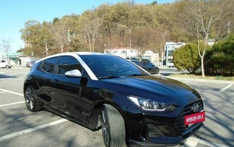 Hyundai Veloster II, 2018 год, 1 150 008 рублей, 3 фотография