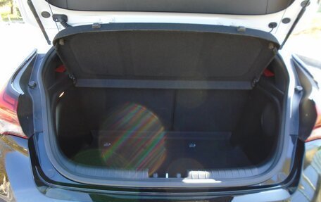 Hyundai Veloster II, 2018 год, 1 150 008 рублей, 17 фотография