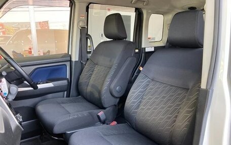 Toyota Roomy I, 2020 год, 990 000 рублей, 21 фотография