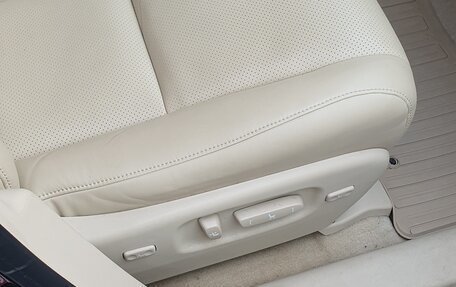 Lexus RX III, 2011 год, 2 950 000 рублей, 13 фотография