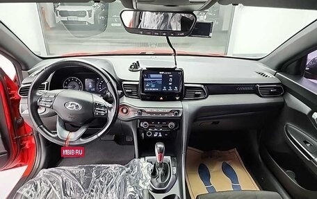 Hyundai Veloster II, 2018 год, 1 260 008 рублей, 8 фотография