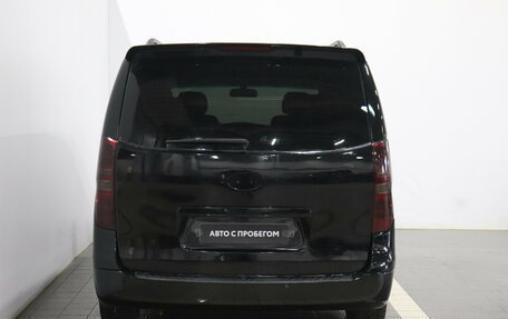 Hyundai Grand Starex Grand Starex I рестайлинг 2, 2010 год, 1 370 000 рублей, 3 фотография