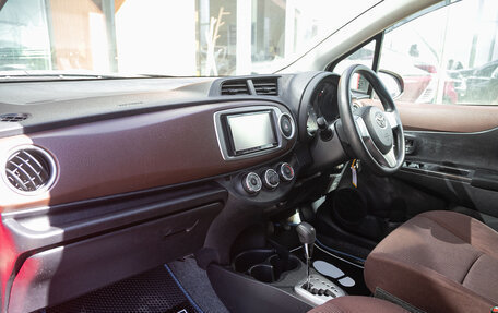 Toyota Vitz, 2011 год, 747 000 рублей, 19 фотография