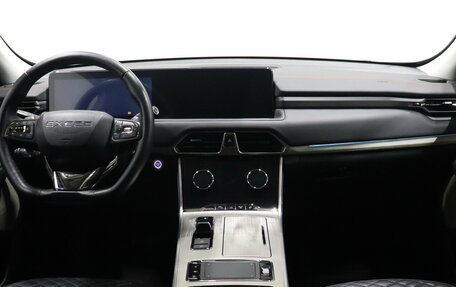 CheryExeed TXL, 2022 год, 2 027 000 рублей, 6 фотография