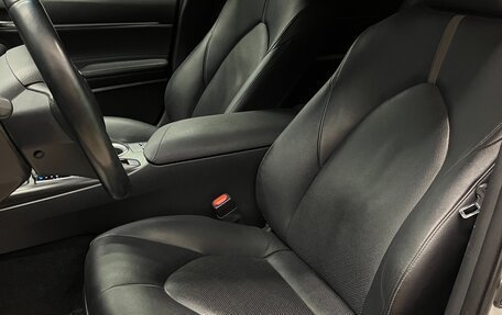 Toyota Camry, 2022 год, 3 600 000 рублей, 9 фотография