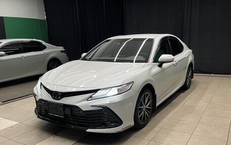 Toyota Camry, 2022 год, 3 600 000 рублей, 3 фотография