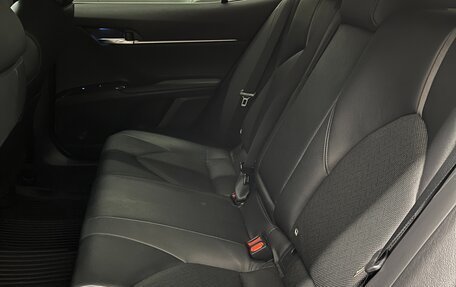 Toyota Camry, 2022 год, 3 600 000 рублей, 13 фотография