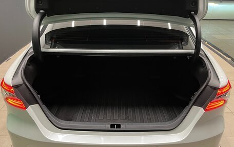 Toyota Camry, 2022 год, 3 600 000 рублей, 14 фотография