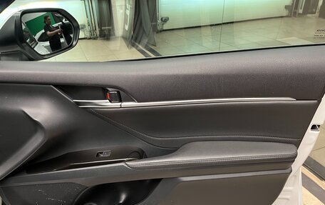 Toyota Camry, 2022 год, 3 600 000 рублей, 18 фотография