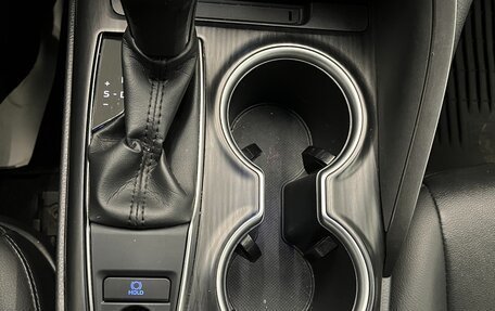 Toyota Camry, 2022 год, 3 600 000 рублей, 26 фотография