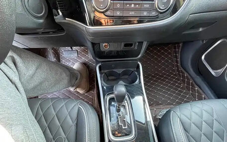 Mitsubishi Outlander III рестайлинг 3, 2021 год, 1 950 007 рублей, 16 фотография