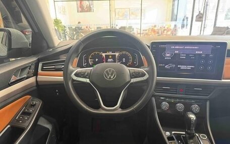 Volkswagen Bora, 2023 год, 1 636 000 рублей, 10 фотография