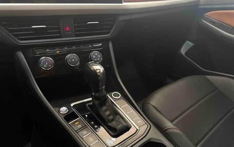 Volkswagen Bora, 2023 год, 1 636 000 рублей, 14 фотография