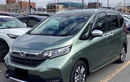 Honda Freed II, 2022 год, 1 360 000 рублей, 4 фотография