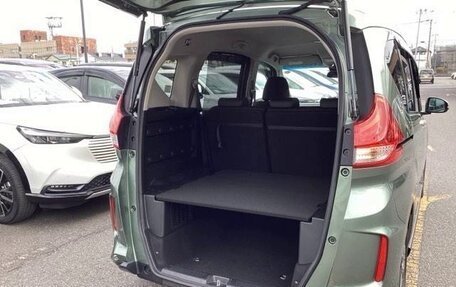 Honda Freed II, 2022 год, 1 360 000 рублей, 16 фотография