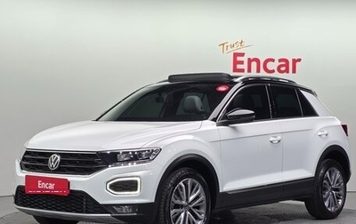 Volkswagen T-Roc I, 2022 год, 2 020 000 рублей, 1 фотография