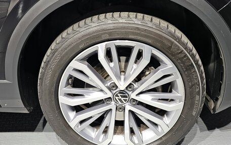 Volkswagen T-Roc I, 2022 год, 1 920 000 рублей, 4 фотография