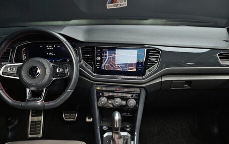 Volkswagen T-Roc I, 2022 год, 1 920 000 рублей, 6 фотография