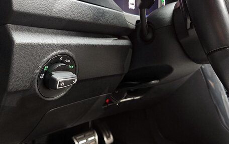 Volkswagen T-Roc I, 2022 год, 1 920 000 рублей, 12 фотография