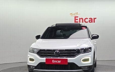 Volkswagen T-Roc I, 2022 год, 2 020 000 рублей, 3 фотография