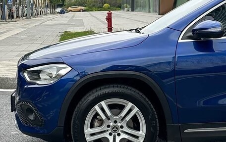 Mercedes-Benz GLA, 2021 год, 1 850 000 рублей, 10 фотография