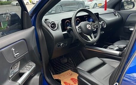 Mercedes-Benz GLA, 2021 год, 1 850 000 рублей, 13 фотография