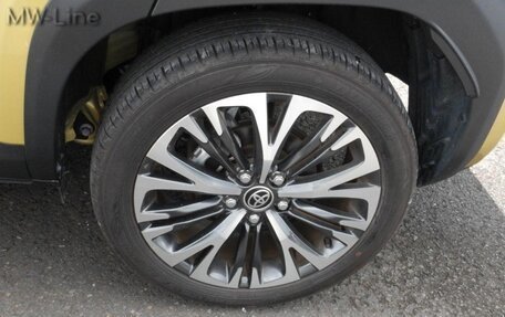 Toyota Yaris Cross, 2023 год, 1 600 000 рублей, 25 фотография