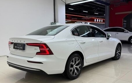Volvo S60 III, 2025 год, 4 239 000 рублей, 5 фотография