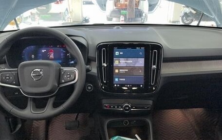 Volvo XC40 I, 2023 год, 3 379 000 рублей, 14 фотография