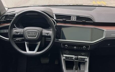 Audi Q3, 2022 год, 2 200 000 рублей, 10 фотография