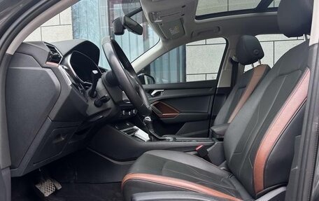 Audi Q3, 2022 год, 2 200 000 рублей, 8 фотография