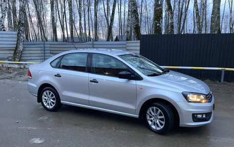 Volkswagen Polo VI (EU Market), 2015 год, 1 150 000 рублей, 1 фотография
