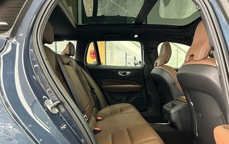 Volvo V60 II, 2025 год, 5 928 000 рублей, 11 фотография