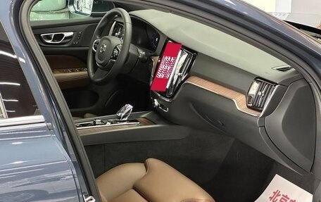 Volvo V60 II, 2025 год, 5 928 000 рублей, 12 фотография