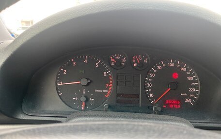 Audi A4, 1998 год, 300 000 рублей, 11 фотография